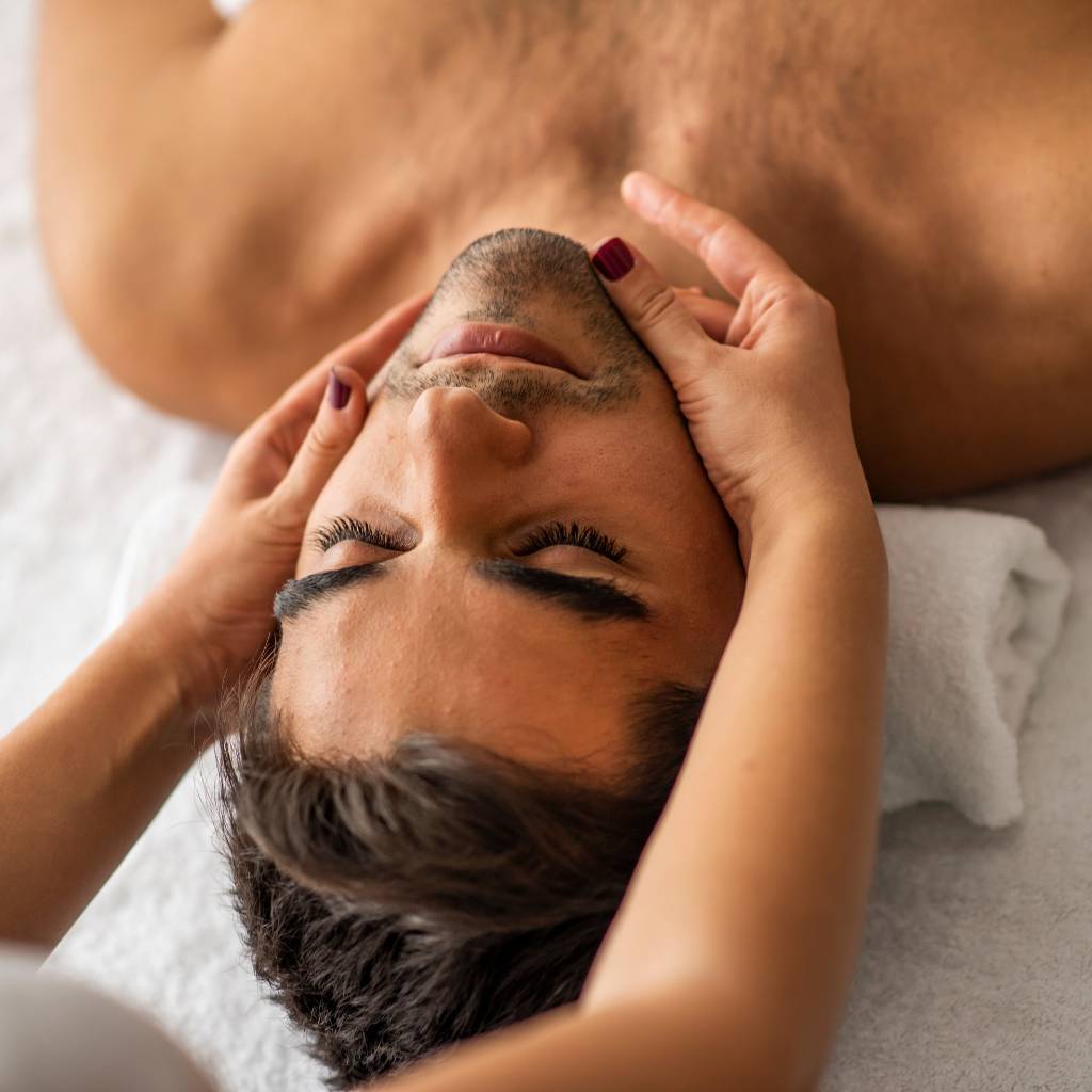 Ayurveda masszázs olajokkal